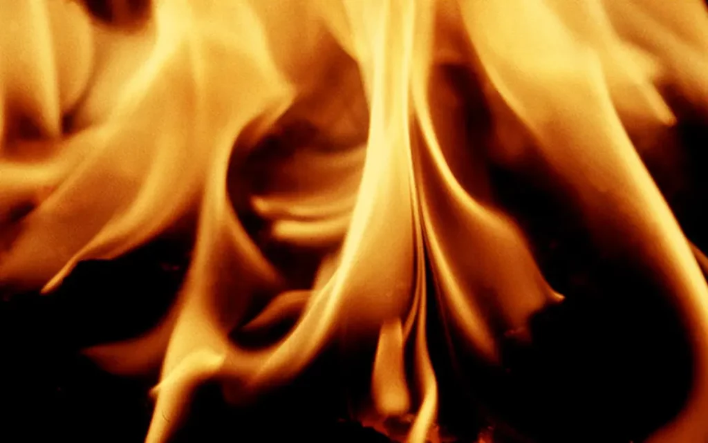 Feuer bei einer Feuerbestattung